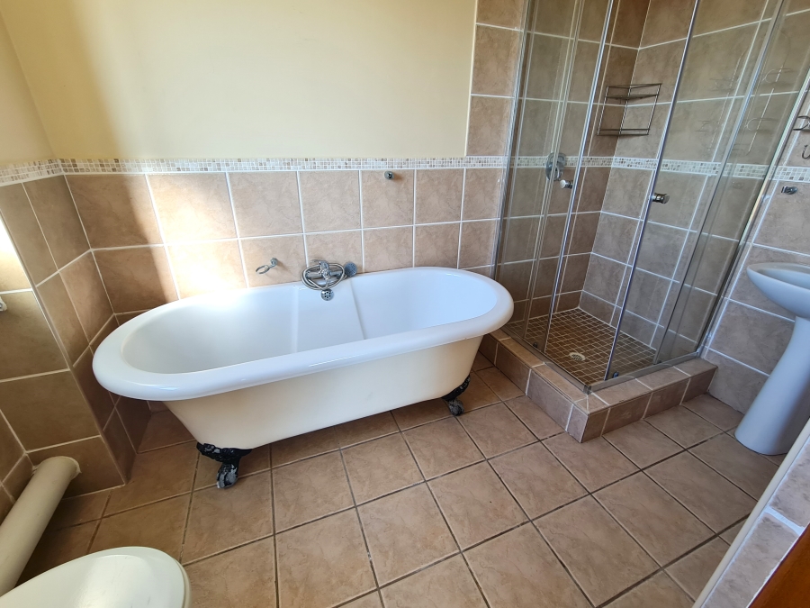 2 Bedroom Property for Sale in Jeffreys Bay Central Eastern Cape